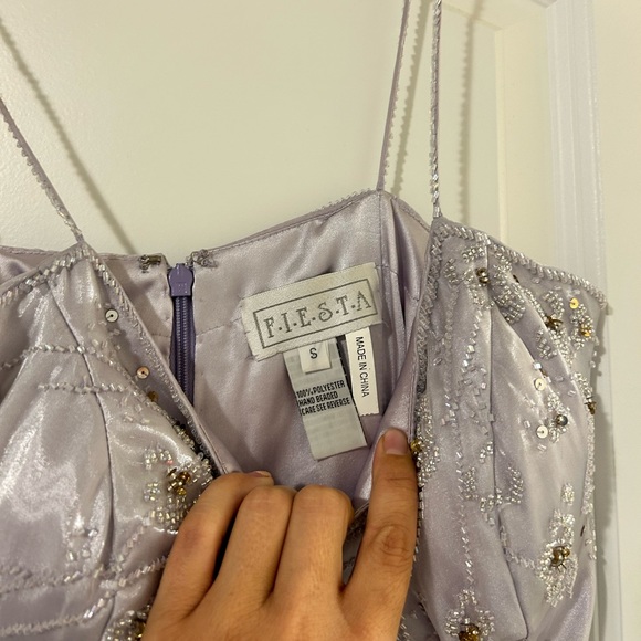 Lilac floor length gown - Picture 2 of 3